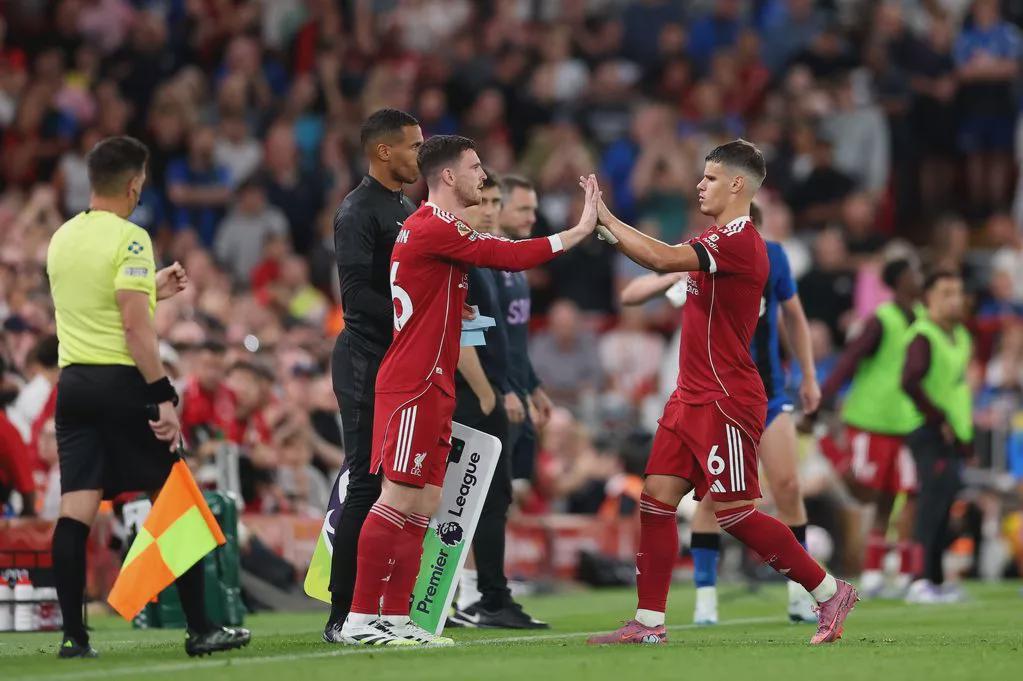 PP电子(中国)-凯尔凯兹：罗伯逊是利物浦的传奇，我很荣幸他在我身边