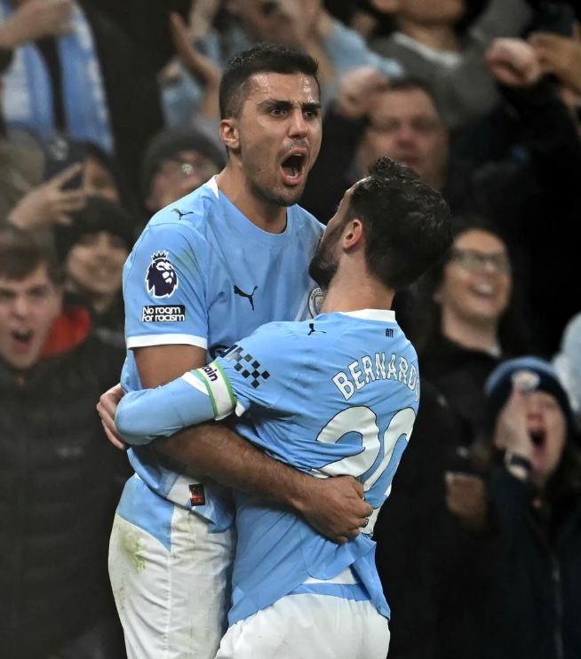 PP电子(中国)-2:2！金球先生破荒 哈兰德哑火 曼城错过绝杀+爆冷 枪手笑纳大礼