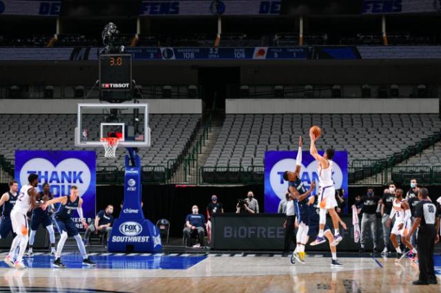 复出首战布克便命中绝杀 关键球战术竟源自保罗？